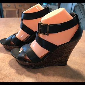 G by Guess size 8 1/5 wedge platform black sandals